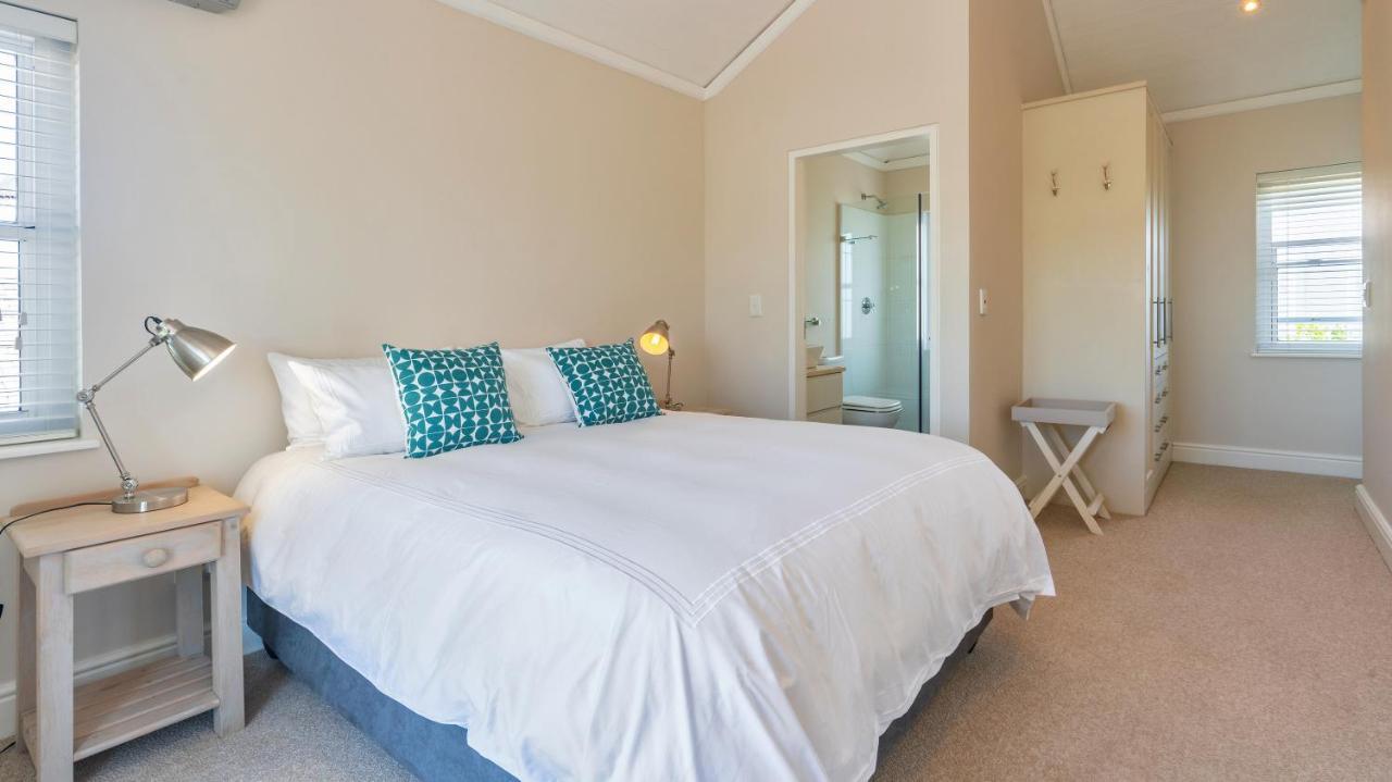 Narnia On Thesen Island Villa Knysna Exterior photo